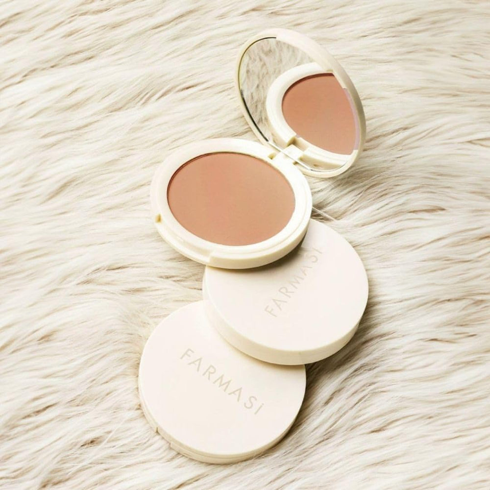 FARMASI Warm Medium shade complements many skin tones.