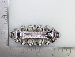 Faship delicate barrette packaging suggests gift-ready bridal accessory.