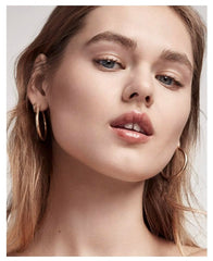 Dispensing small amount from Fenty Beauty Pro Filt'r Soft Matte Foundation 125 pump