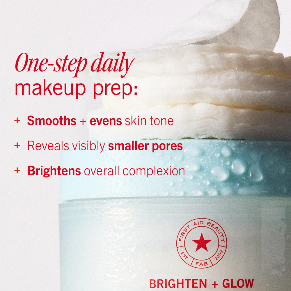 First Aid Beauty Facial Radiance Pads texture detail illustrating exfoliating fibers