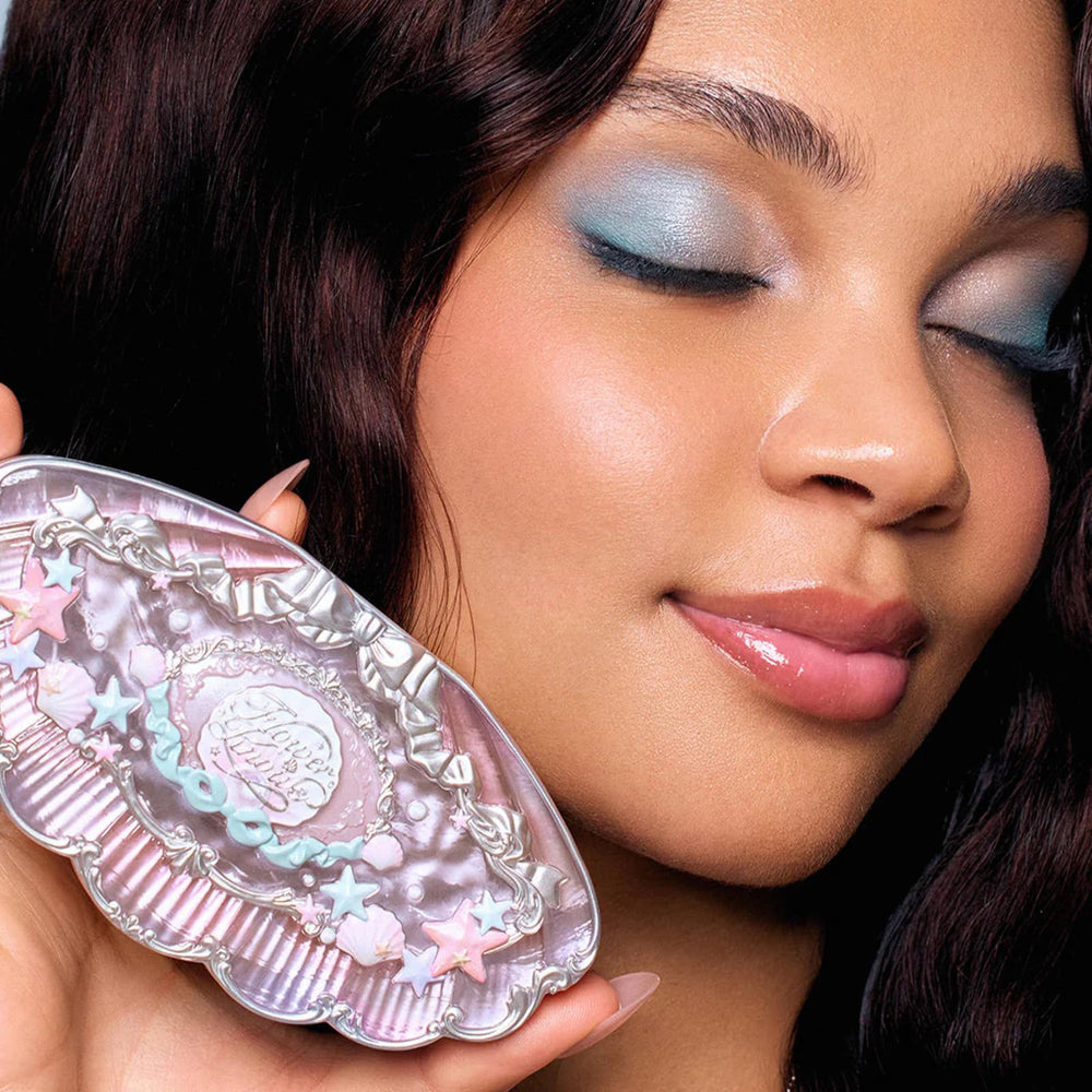 Flower Knows Shell's Jewel iridescent mother-of-pearl inlay adds premium sparkle.