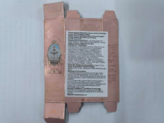 Packaging detail highlights premium design and thoughtful presentation.