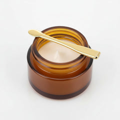 FOMIYES home spa and salon-use spatula for hygienic application.