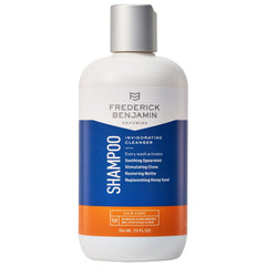 Frederick Benjamin hemp-infused shampoo lather demonstrates a refreshing scalp cleanse