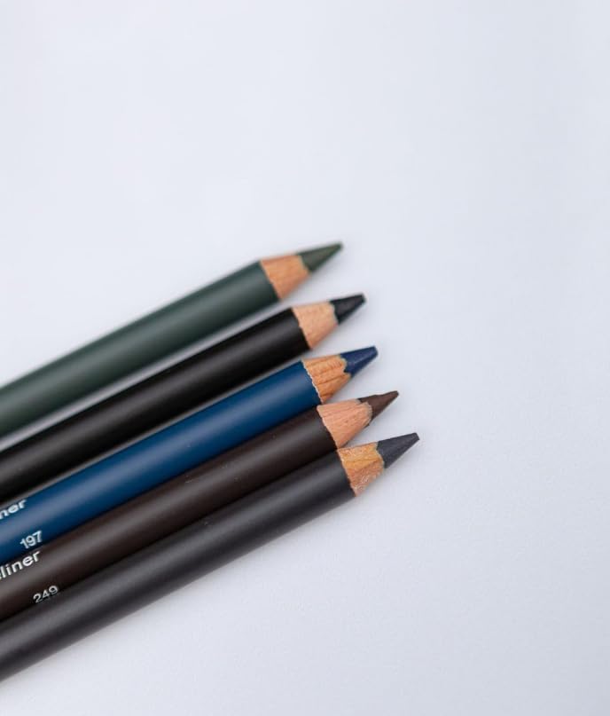 Gabriel Cosmetics Classic Eyeliner Navy ingredients include jojoba oil for smooth wear.