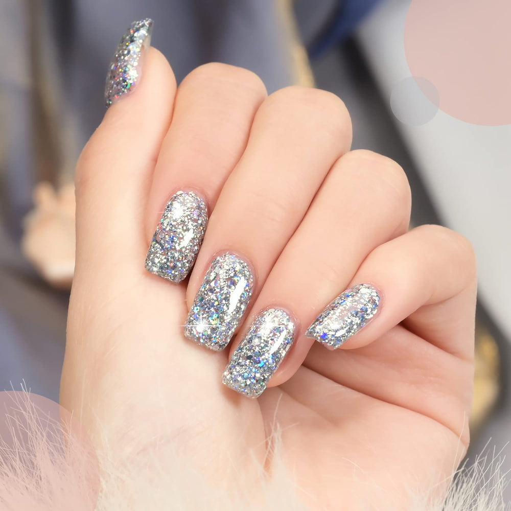 GAOY white glitter gel polish creates crisp, glossy nail art