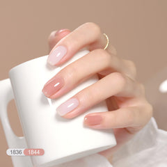 GAOY glossy top coat delivers a shiny, durable finish