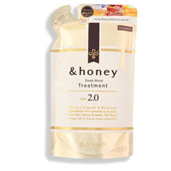 GASHINA STORY &-Honey Deep Moist Treat-ment bottle closeup for intense hydration.