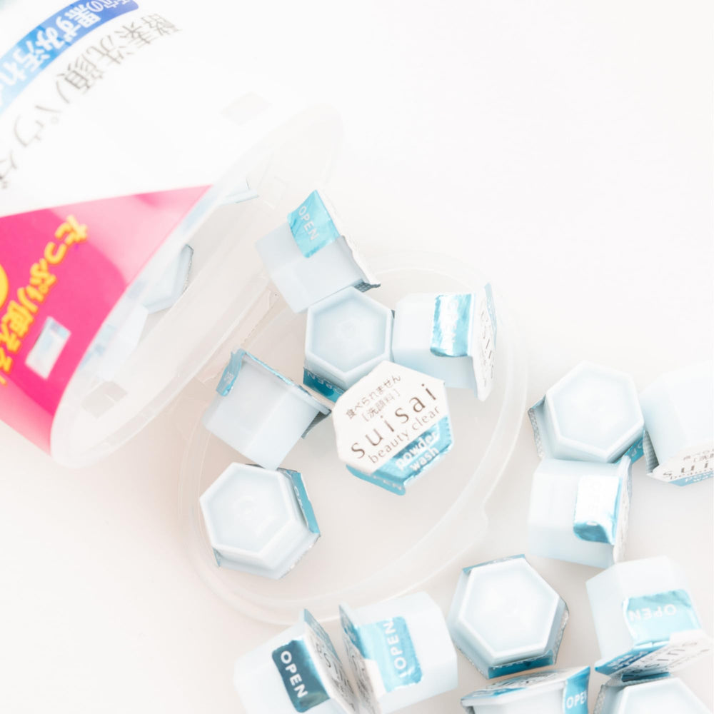GASHINA STORY Kane-bo Sui-sai Beauty close-up shows texture with gentle exfoliation.
