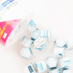 GASHINA STORY Kane-bo Sui-sai Beauty close-up shows texture with gentle exfoliation.