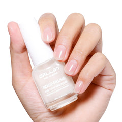 GELLEN ridge-filling base coat applied to create a smooth nail surface.