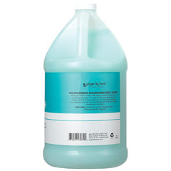 Creamy body wash creates rich lather that cleans dirt and sweat.