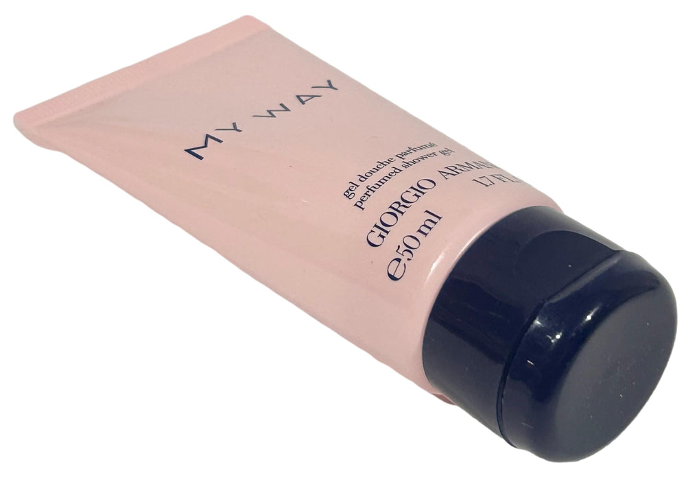 Giorgio Armani Shower Gel Women pour and lather in a refreshing wash.