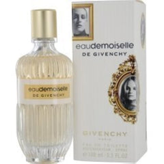 Women's Organza perfume display suggesting refined daytime wear