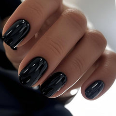 GLAMERMAID full-cover nails in 12 sizes for a customized fit