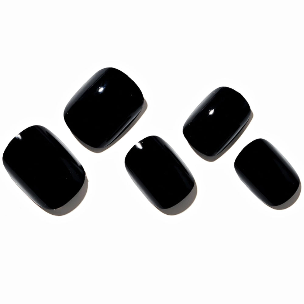 GLAMERMAID gothic black nails on finger with UV gloss for salon-quality finish
