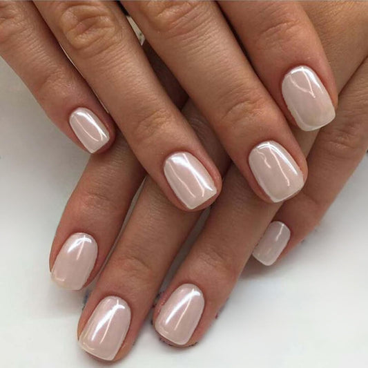 GLAMERMAID Pure White Pearl Chrome nails offer versatile shimmer for everyday wear.