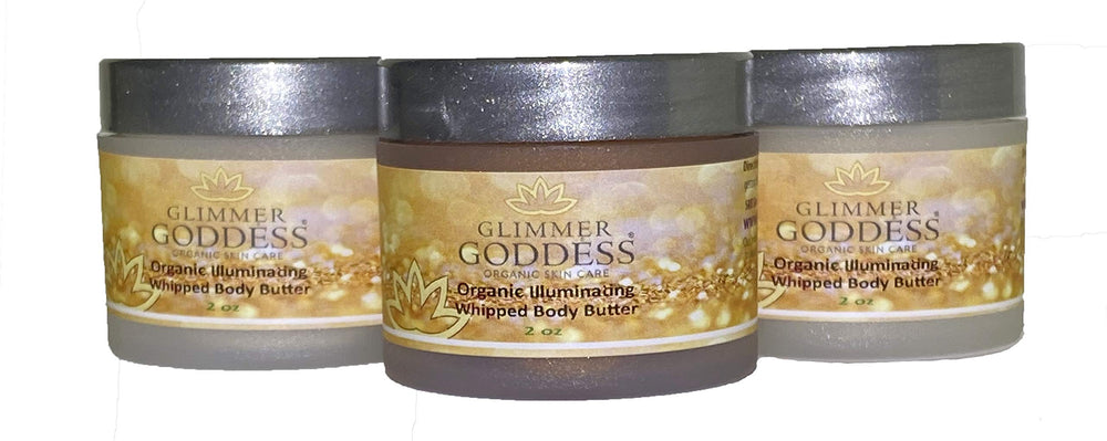 GLIMMER GODDESS Shimmer Body Butter diamond-jar offers a subtle sparkle and smooth skin.