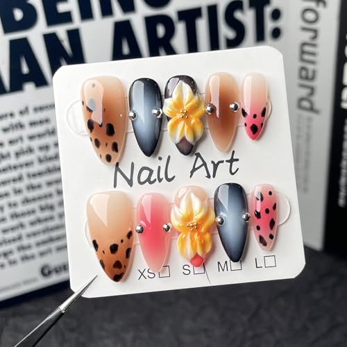 GLORS 3D Flower press-on nails in pink ombre for chic everyday wear.