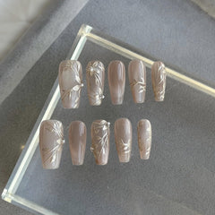 DIY-friendly GLORS nails deliver salon-like results at home
