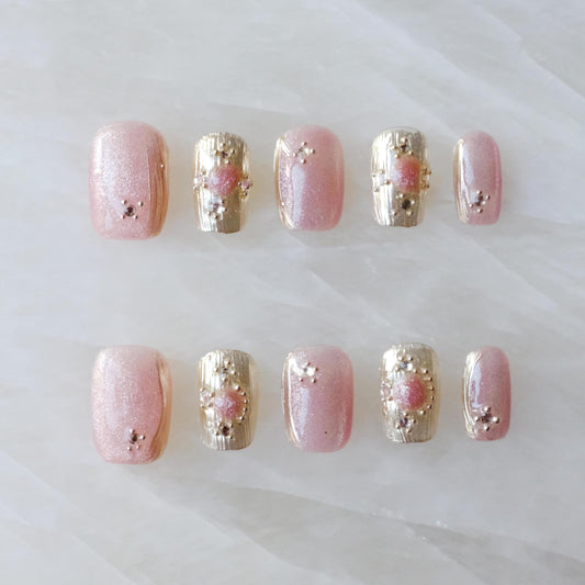 GLORS pink purple cat-eye Buccilati nails for stylish daily wear