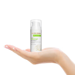 GOLDFADEN MD Pure Start seaweed and rose hip close-up suggesting moisture support.