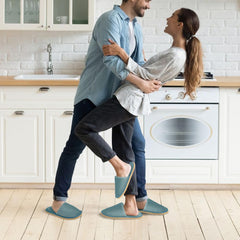 GONG GONG closed-toe design providing comfortable guest wear