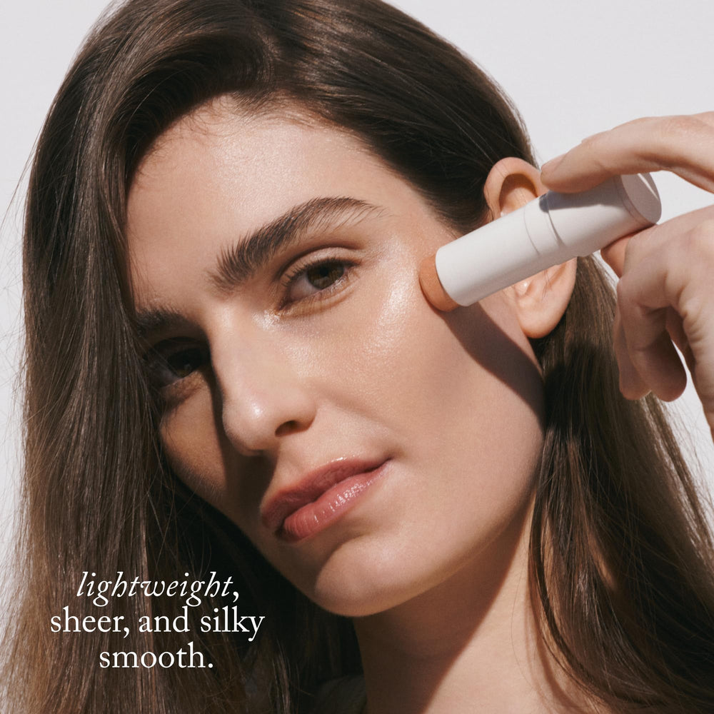 Goop Beauty Glow Skin Highlighter Stick Kalahari melon oil nourishes skin