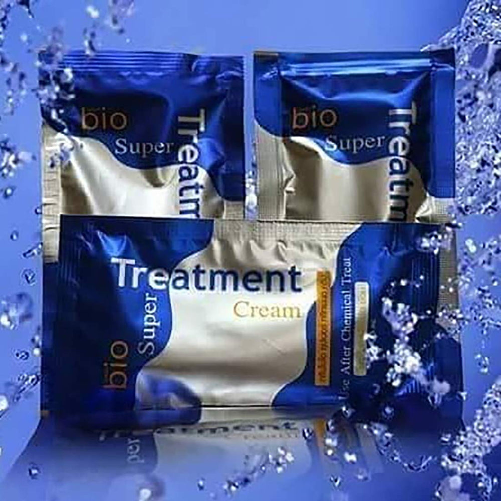 GreenBio Keratin Hair Mask leaves hair smooth and healthy-looking.