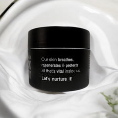 Cream enriched with shea butter and vitamin E from Greyfeather Crack Attack