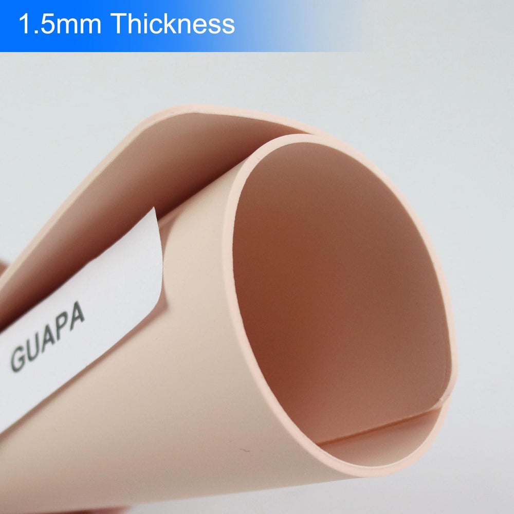 Guapa pad used for eyeliner practice illustrating steady control