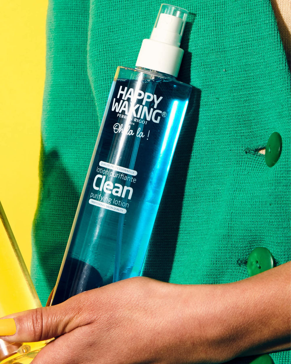 Happy Waxing easy spray application controls lotion with precision