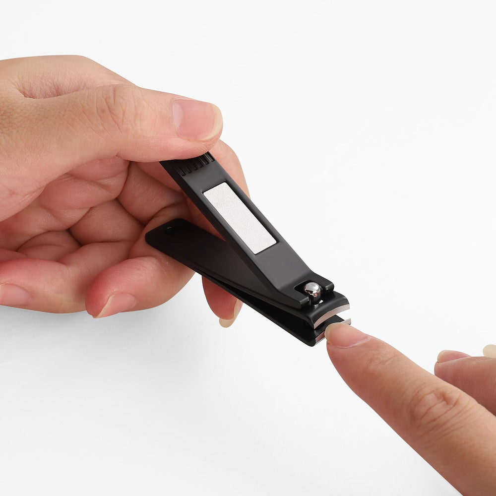 HAWATOUR complete manicure set displayed for portable nail care