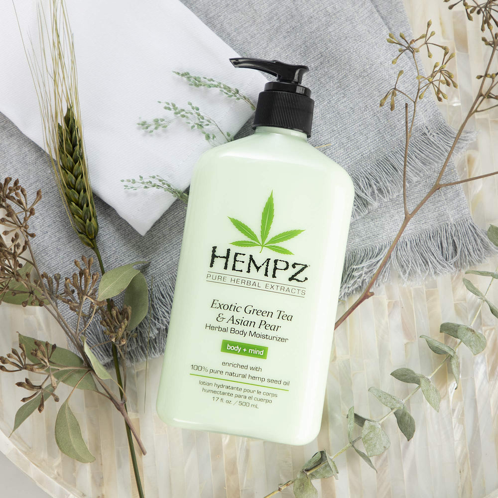 Hempz daily moisturizer pump demonstrates easy, mess-free application.