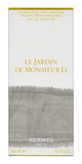 Hermès Le Jardin de Monsieur Li spray application; easy mist for spring days.