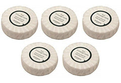 Hermès Eau d'Orange Verte bath soap set with travel-size bars for on-the-go freshness.