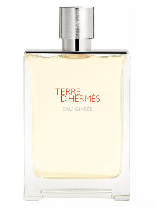 Hermès Terre d'Hermès Eau Givrée bottle close-up highlighting icy freshness and woody warmth.