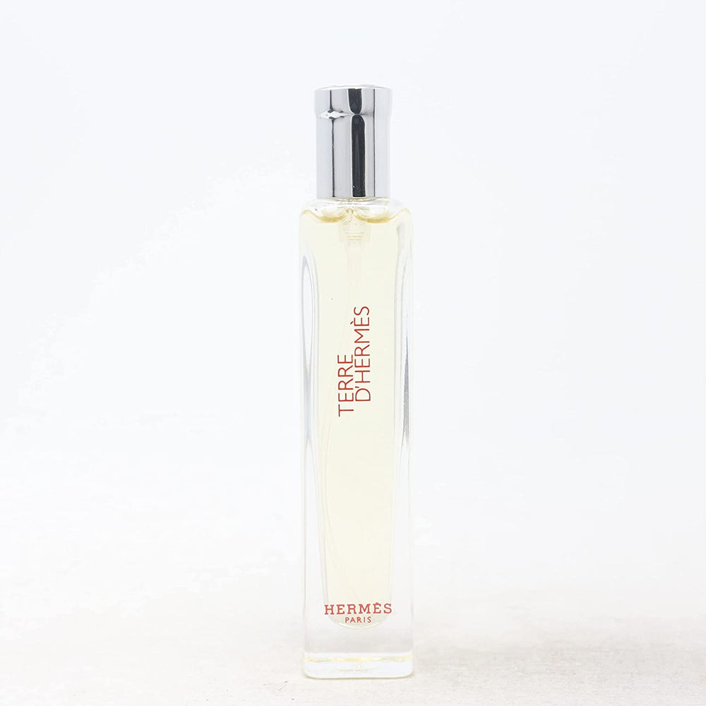 Hermès Terre D’Hermès for Men bottle close-up highlights pure parfum richness for daily wear