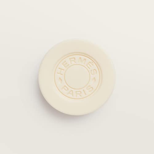Hermès Twilly d'Hermès soap bars deliver creamy lather for gentle cleansing.
