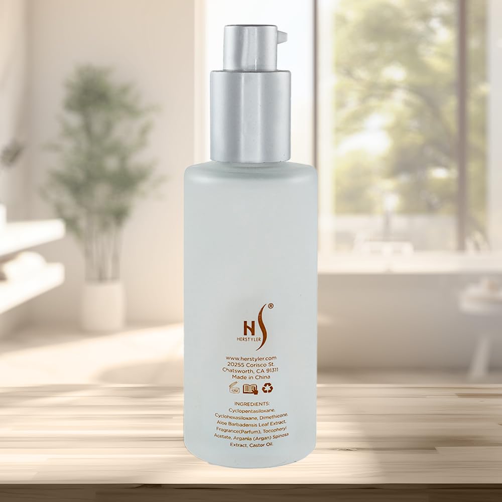 HerStyler Castor Oil Hair Serum close-up of quick absorption.