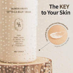 HEVEBLUE fast-absorbing texture demonstrates quick, lasting hydration.