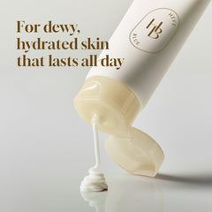 HEVEBLUE application scene suggests gentle, daily use for refreshed skin.