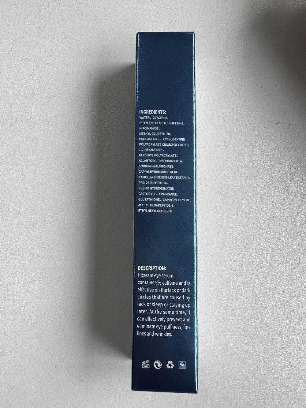 Hicream compact eye care setup ideal for morning routines.