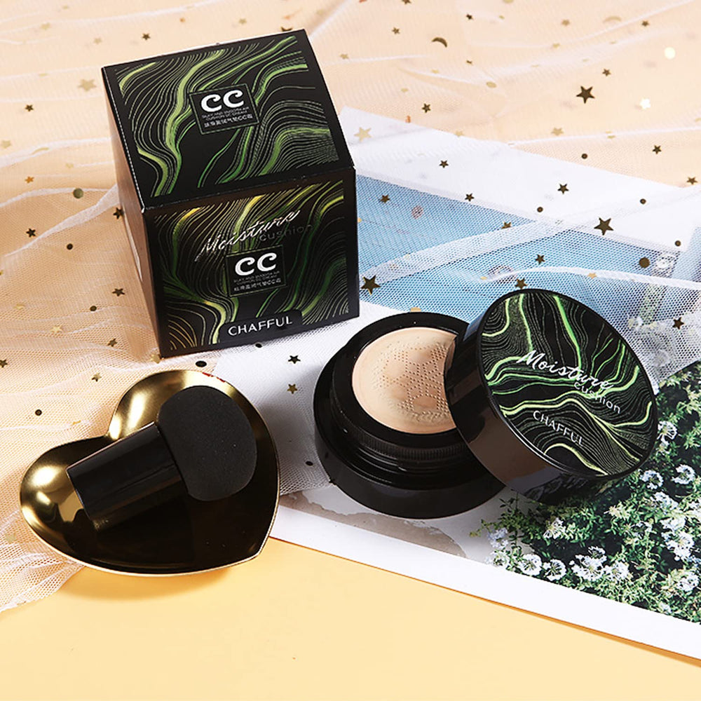 Hilareco nature foundation CC cream texture delivers natural finish and pore minimization.