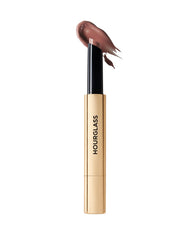 Hourglass Phantom Rise 100 close-up shows plump-looking lips and smooth texture.