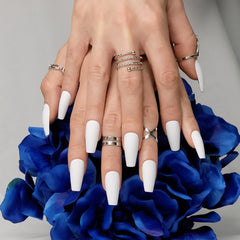 Hypnaughty Santorini 1g glue bottle included with nails