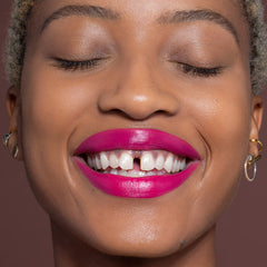 ILIA Color Block Lipstick application glide for smooth, comfortable daily wear.