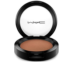 Illuminations MAC Studio Fix powder compact provides all-day matte coverage for a flawless look.