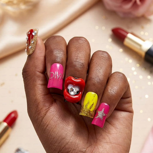 IntoVibes duck-shaped short pink nails for everyday chic.