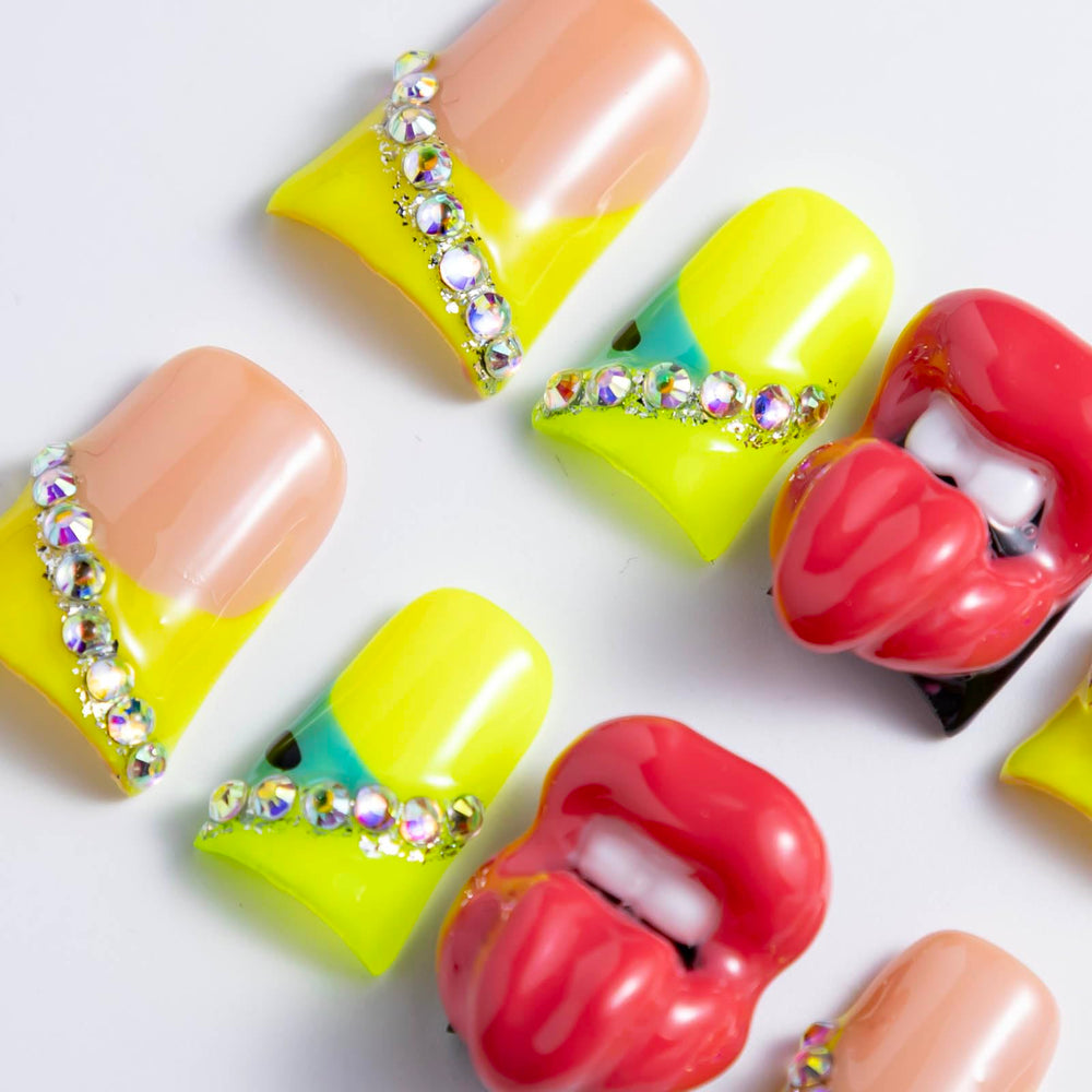 IntoVibes yellow-star accents nails add playful detail to outfits and photos
